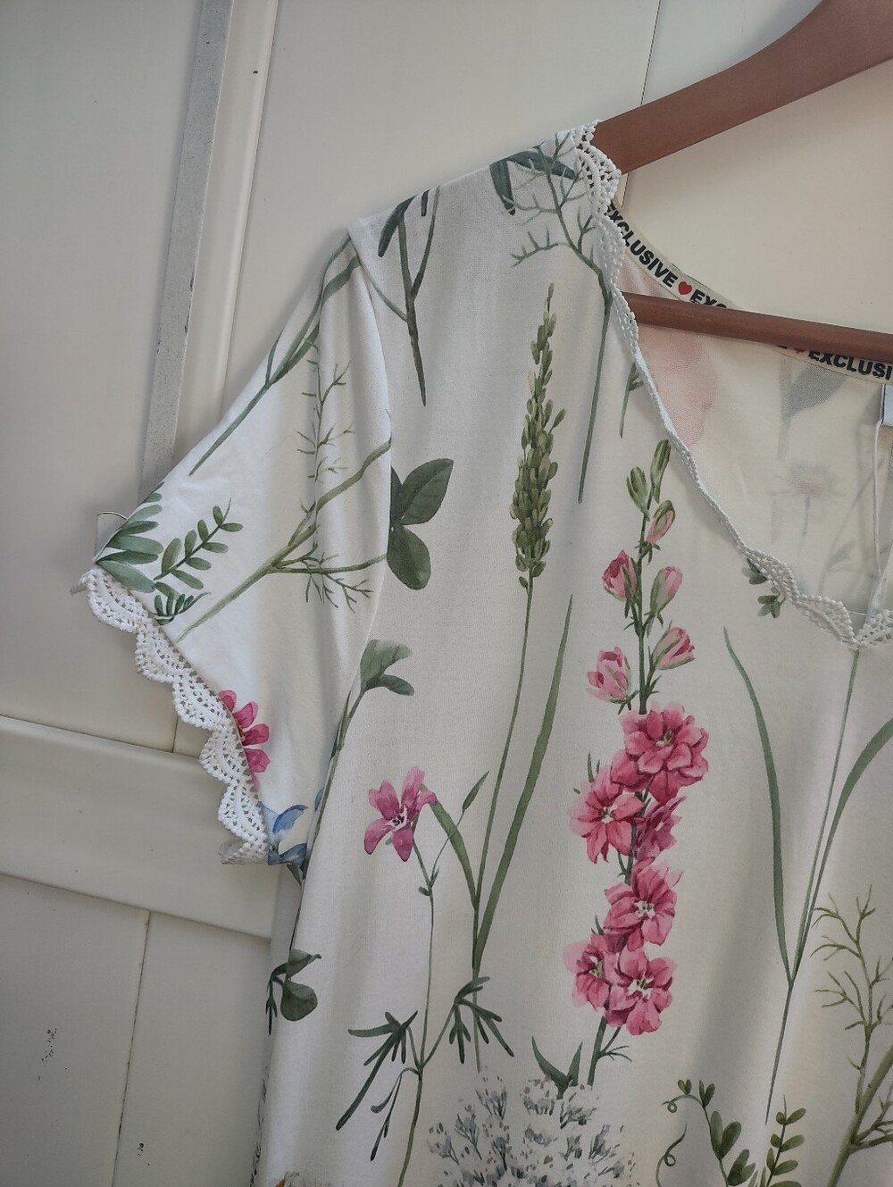 Cottagecore Flowy Maxi Dress Botanical Wildflower Print White Lace
